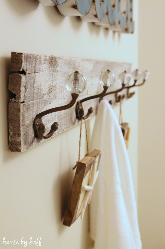 How to Make a Towel Rack From Pallet Wood - House by Hoff