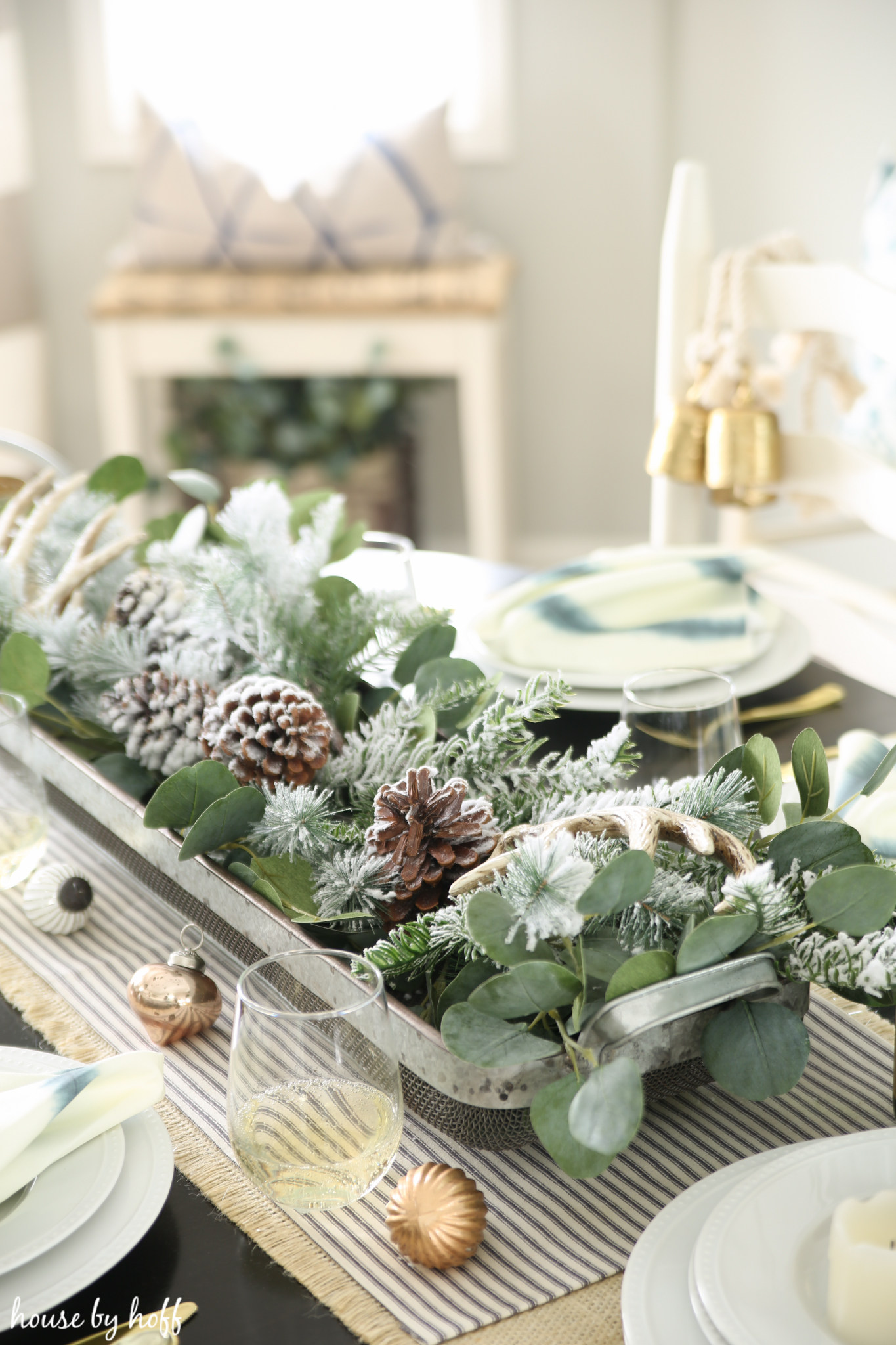 Winter Wonderland Tablescape - House by Hoff