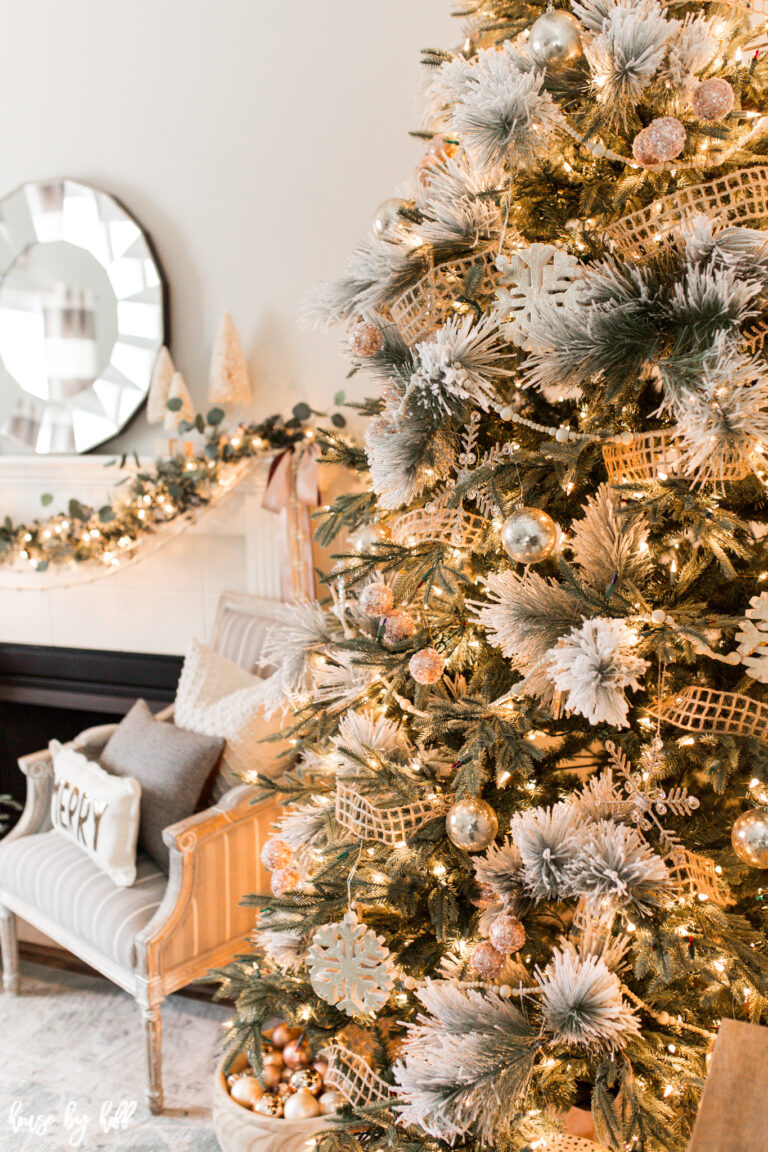 Holiday Mantel and Living Room - House by Hoff