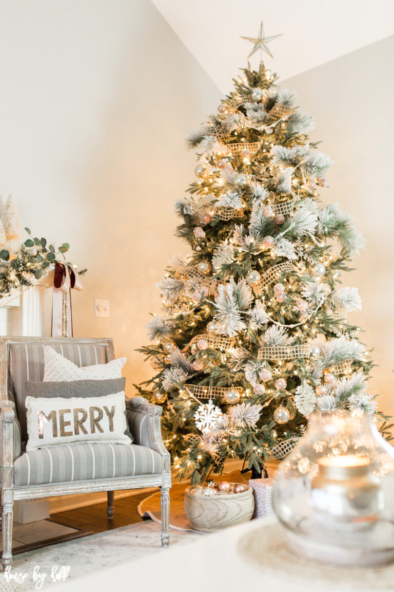 Holiday Mantel and Living Room - House by Hoff